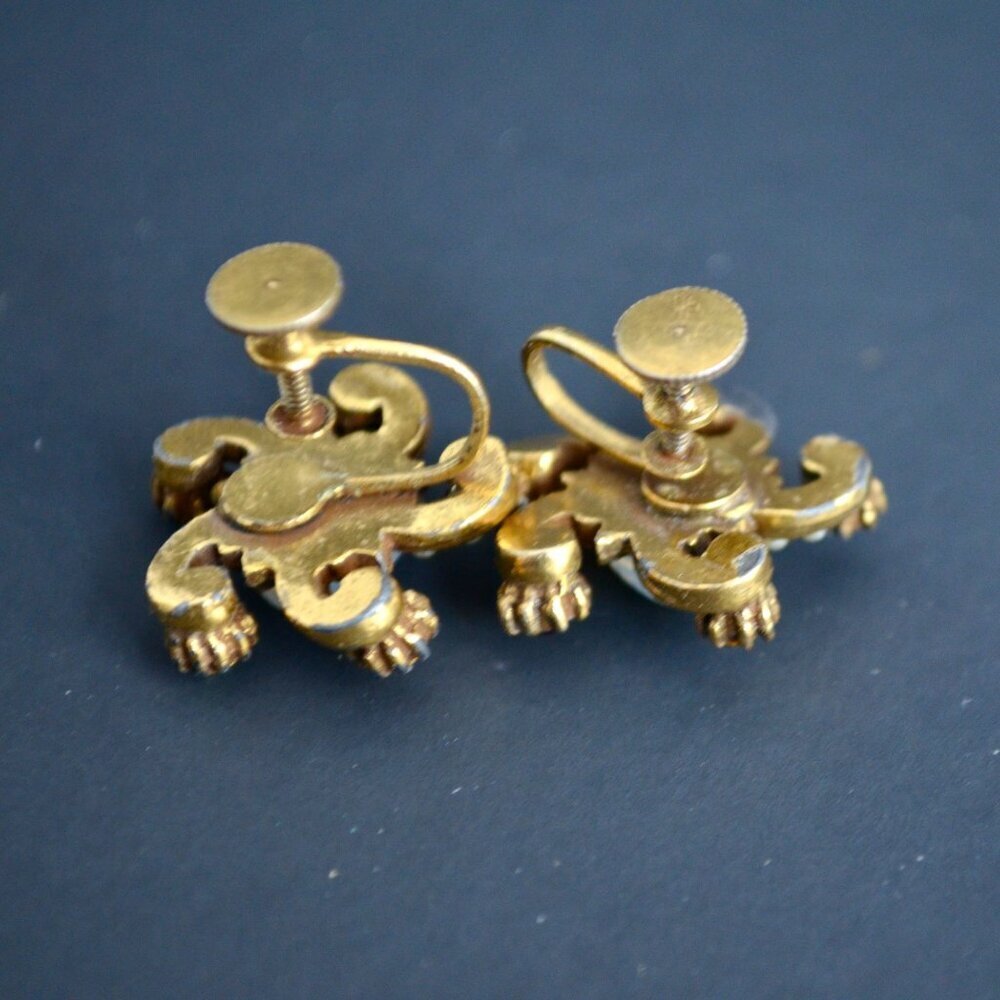 Vintage Colorful Rhinestone Gold Toned Screw Back Earrings - Picture 4 of 4
